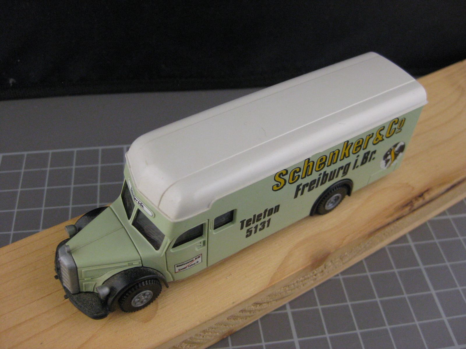 Brekina Modelleisenbahnen: Brekina Möbeltransporter – Gebraucht aus Malters von Marosko 2