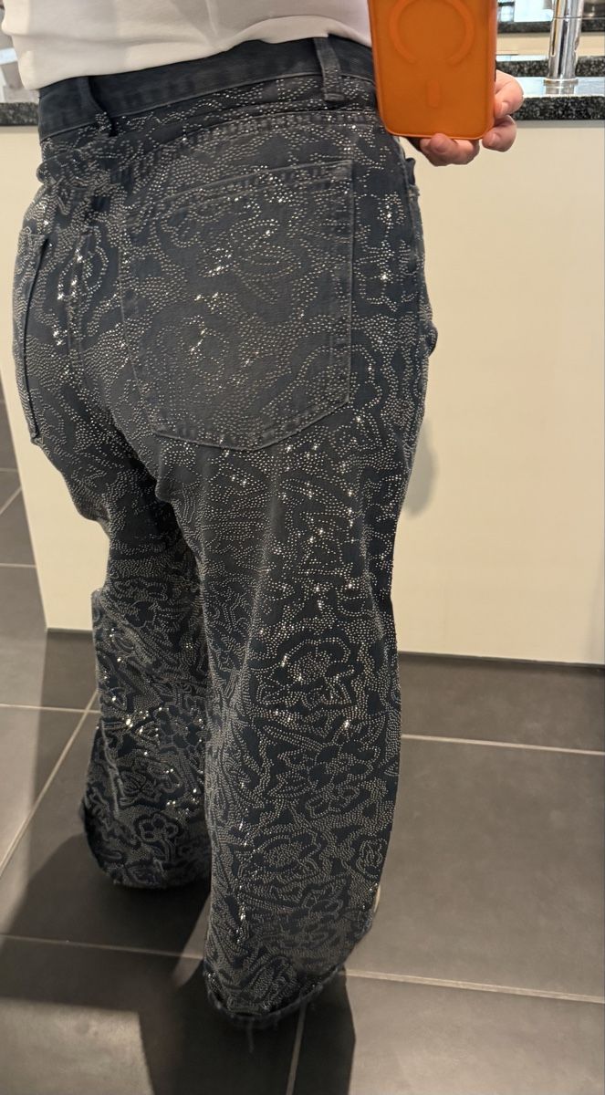 Zara Jeans: ZARA Jeans mit Glitzer-Muster – Usato da Zofingen venduto da sve_8l6g 1