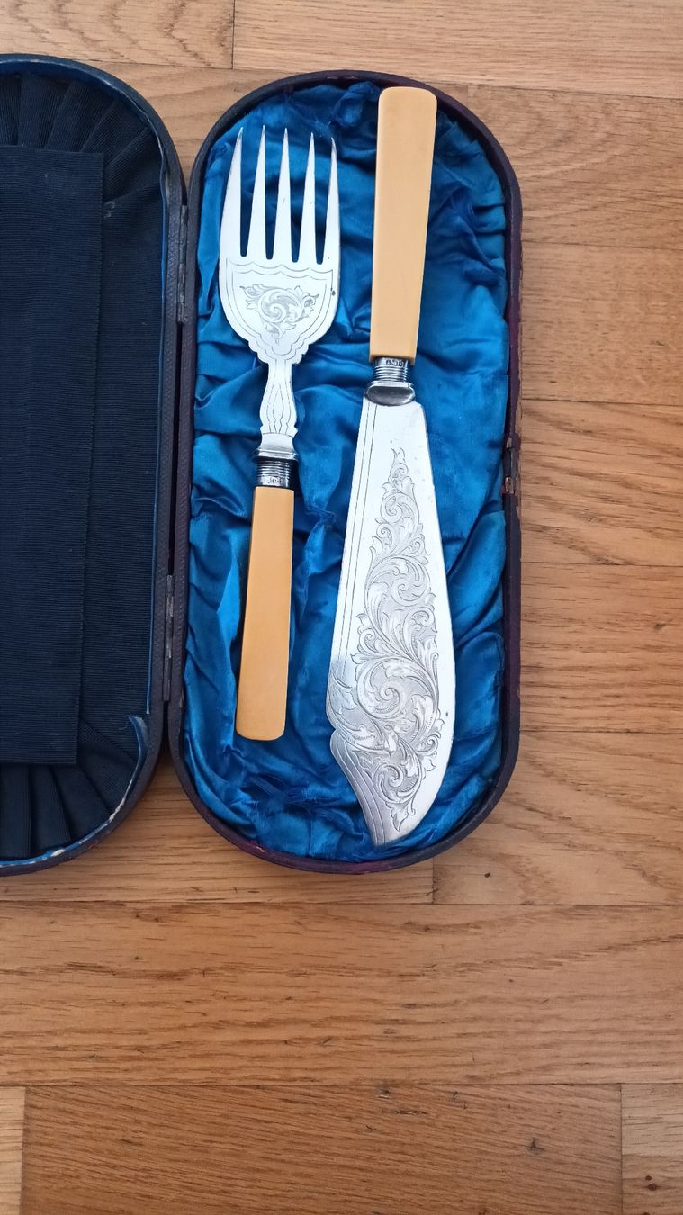 Set di posate: Gestempeltes Besteck Länge 30cm – Usato da chur venduto da erika025