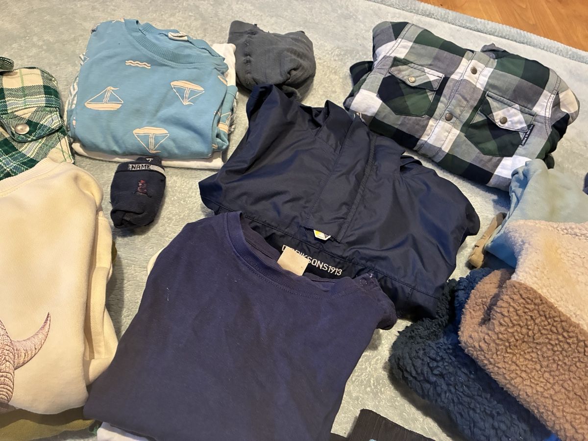 Lotti & Set di vestiti: Kleiderpaket Grösse 98, Junge – Usato da Mitlödi venduto da meyer-sabrina 8