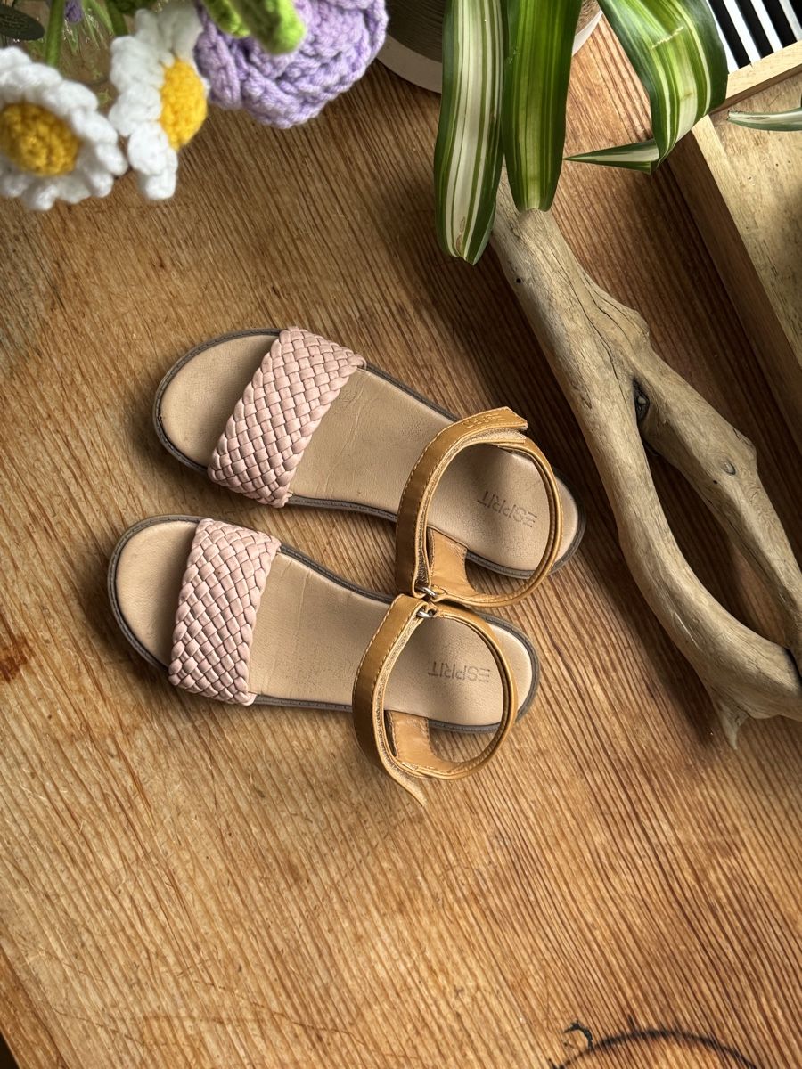 Esprit Scarpe per ragazze: Kinder  Sandalen Esprit Rosa Grösse 32 – Usato da Eschlikon TG venduto da little.dove