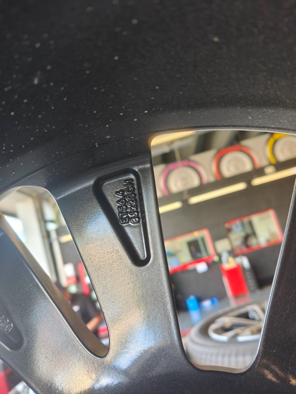 Jeep Pneus & Kompletträder: Jeep Kompletträder – Gebraucht aus Oberengstringen von Reifen-Lagerverkauf 3
