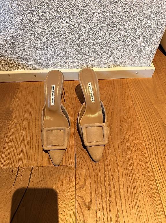 Scarpe da donna: Manolo Blahnik Mules – Usato da Adligenswil venduto da TST04