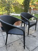 Zwei Gartenstühle