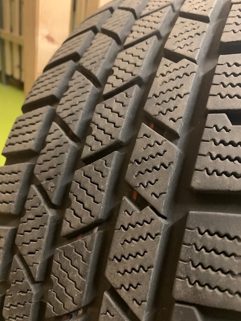 Audi Cerchioni: Felgen q5 mit Winterreifen – Usato da Les Avanchets venduto da VitoFerra 6