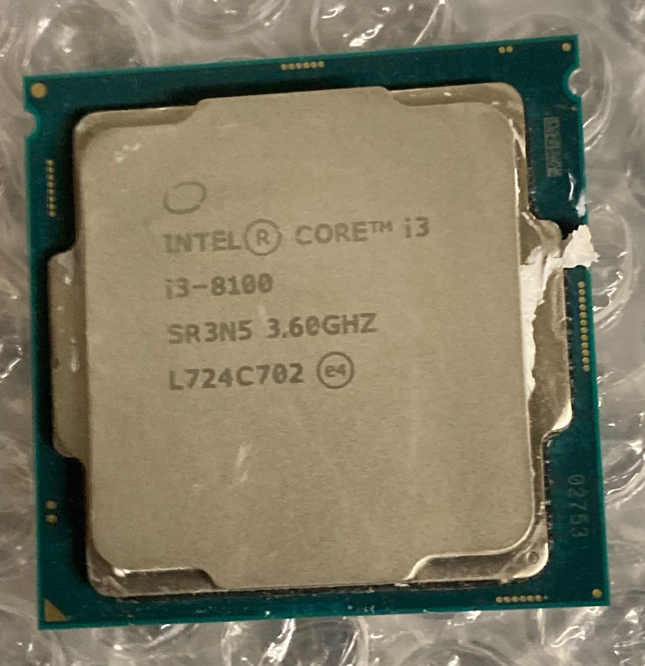 Intel Componenti elettronici: Intel Core i3-8100 Prozessor – Usato da Wettingen venduto da Schabernack_sam