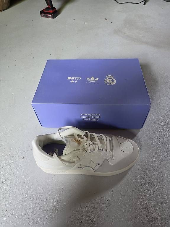 Scarpe da uomo: Adidas Real Madrid Edition gr 45 – Usato da Rheinfelden venduto da dom_rsc6