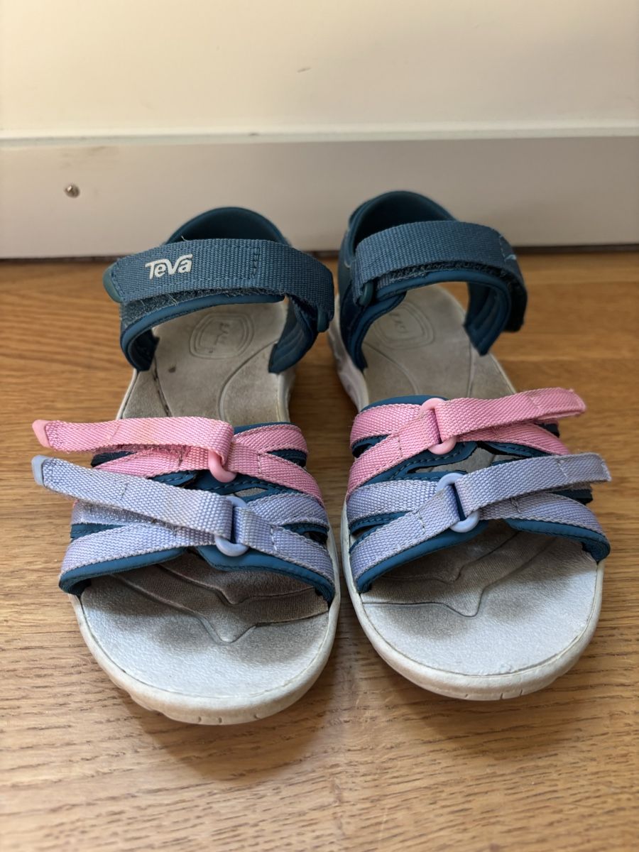 Teva Scarpe per ragazzi: Sandale Teva Gr. 31 – Usato da Zürich venduto da Ferrri