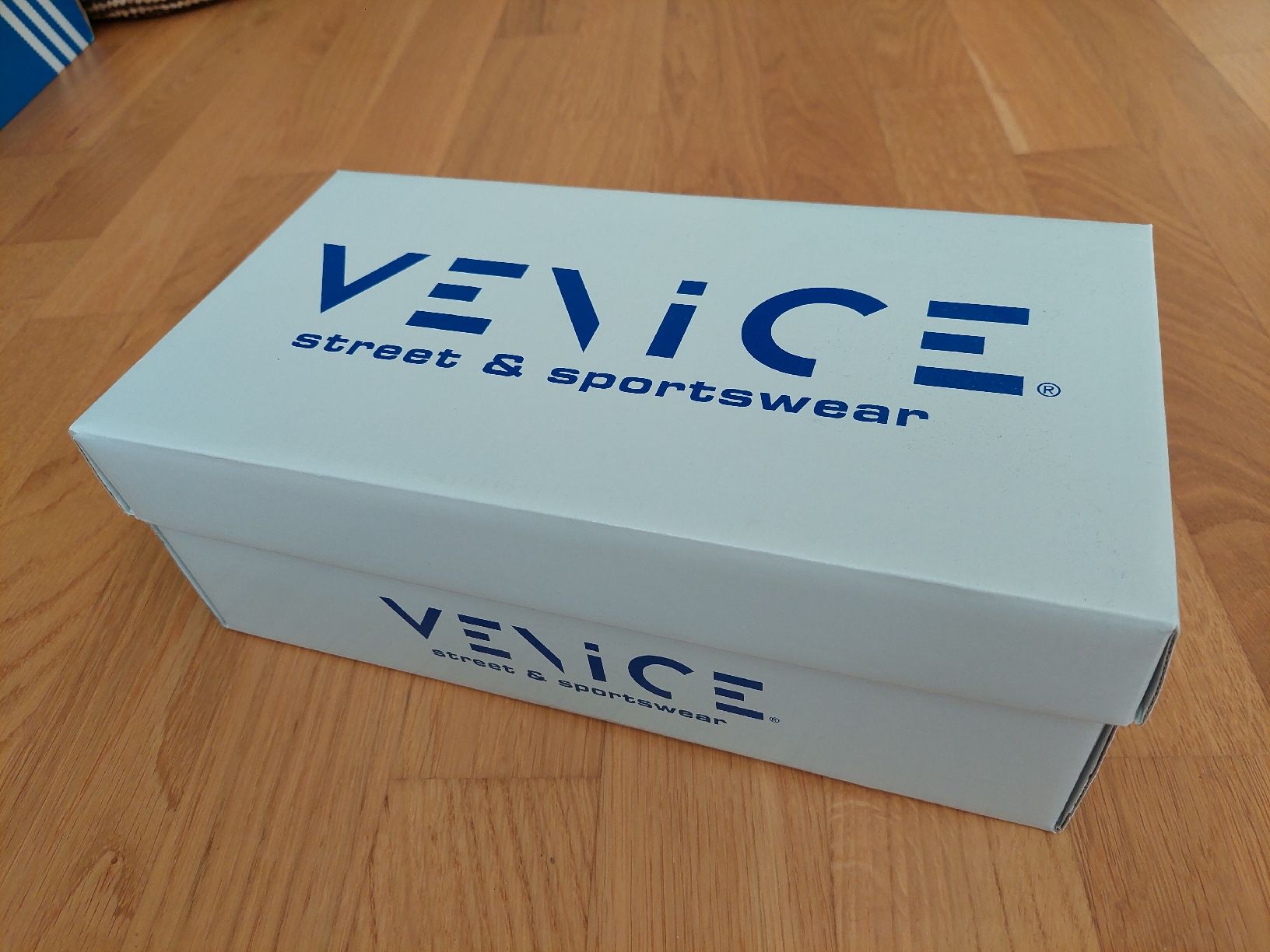 Scarpe da donna: Venice Espadrilles, Gr. 39, Dunkelblau, neuwertig – Nuovo (secondo la descrizione) da Thun venduto da mar_5px8 1