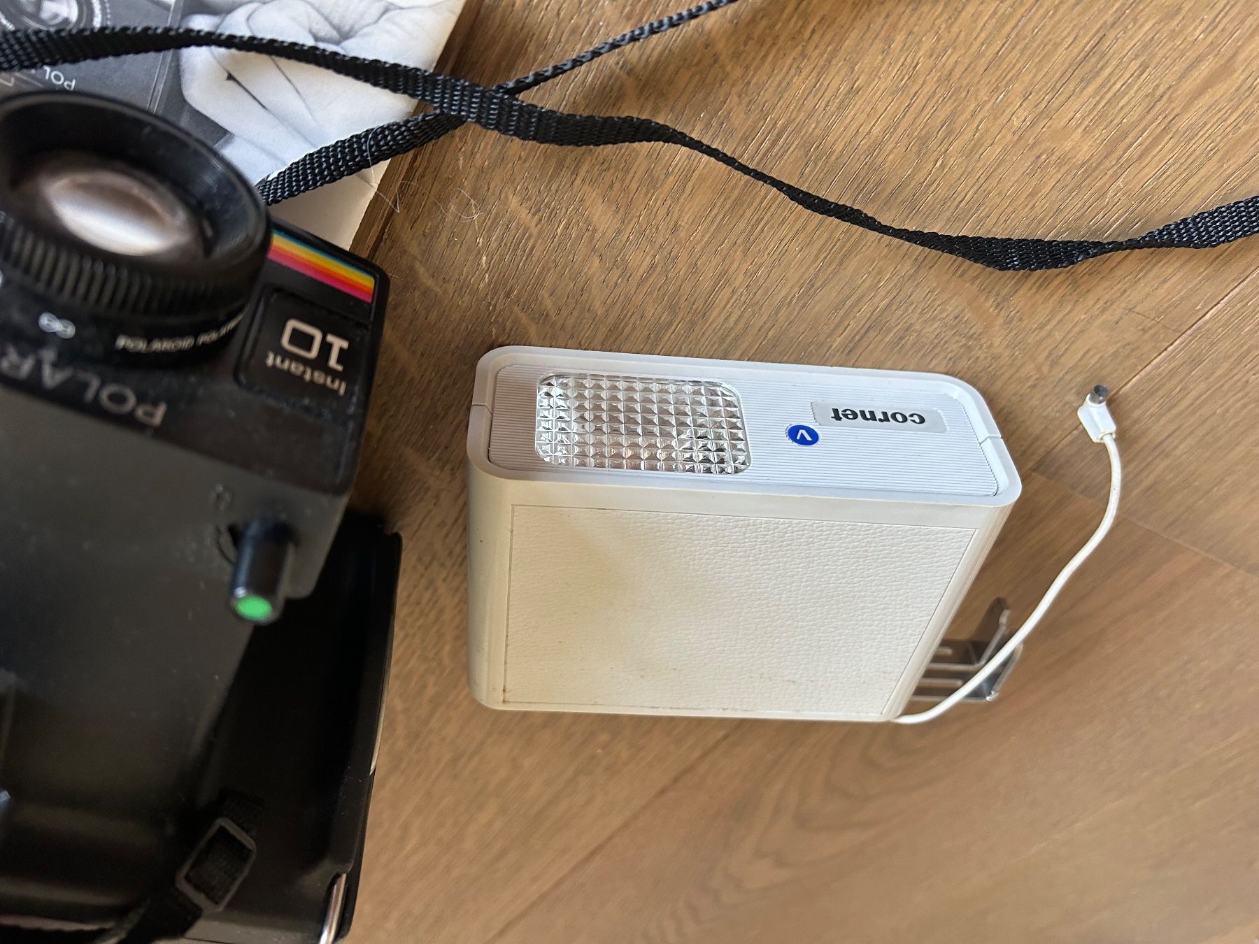 Polaroid Kamera: Polaroid Cornet Blitzgerät Kamera Instant 10 Land Camera – Gebraucht aus Rorschach von schastje 5