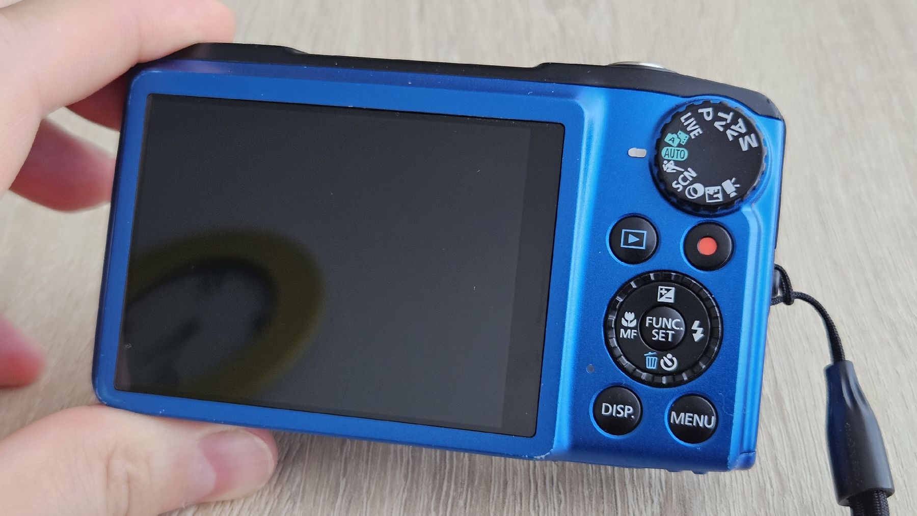 Canon Appareil photo: Canon PowerShot SX270 HS – D'occasion à Jona par vik_j6r6 4