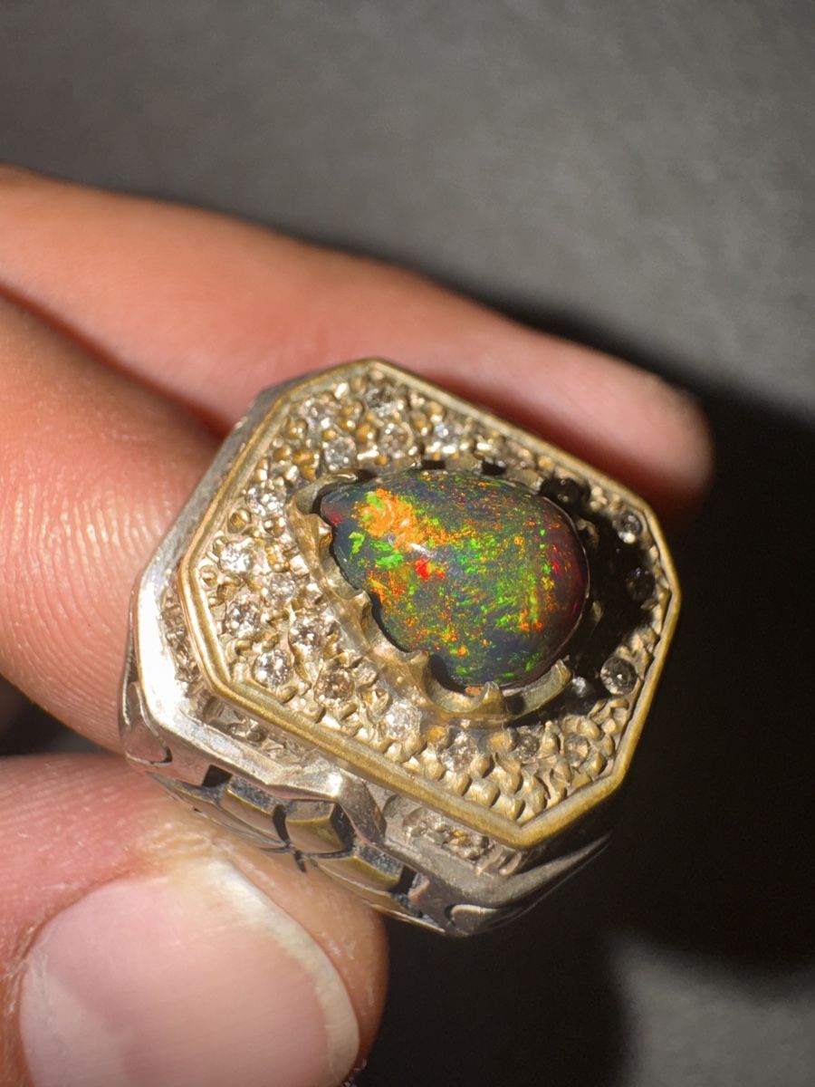Anelli: Sehr schöner Herrenring mit Opal – Nuovo (secondo la descrizione) da Winterthur venduto da Miko762