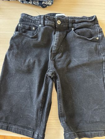Short en jean noir Pier One, taille XL - État neuf!