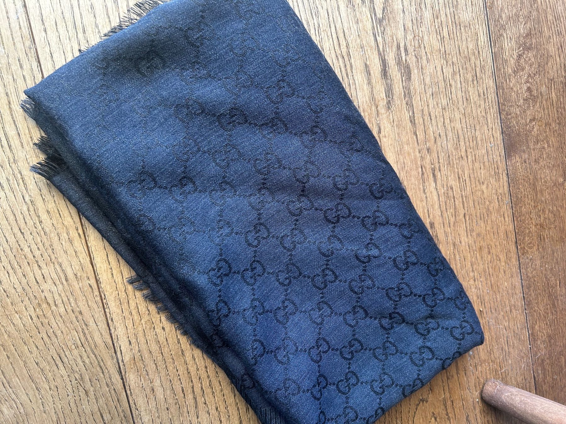 Gucci Foulard & Sciarpe: Gucci Schal – Nuovo (secondo la descrizione) da Brüttisellen venduto da JJ010