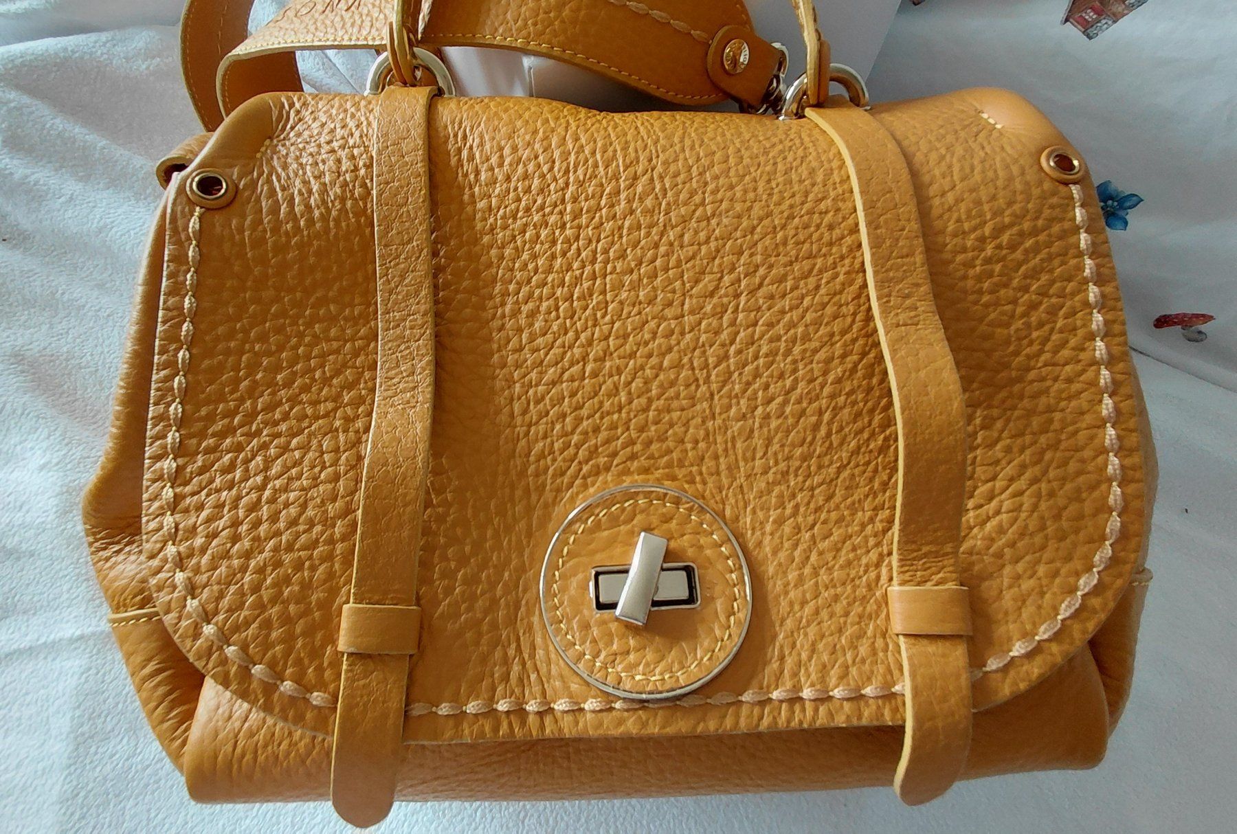 Borse da donna: Plinio Visona Handtasche Leder Gelb Sommer – Usato da Zürich venduto da ewka