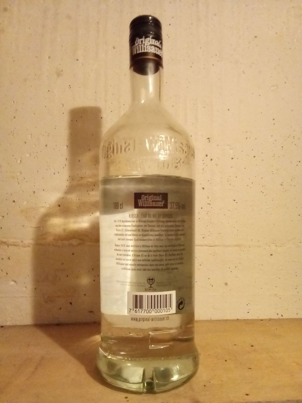 Bevande alcoliche: Original Willisauer Kirsch - 100 cl / 37,5 % vol. – Usato da Bilten venduto da Bora3 2