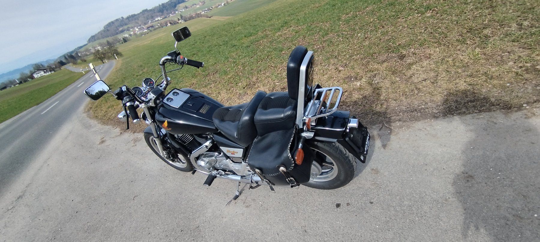 Honda Chopper: Honda Shadow VT 1100 C – Usato da Rickenbach LU venduto da Florledoh 2