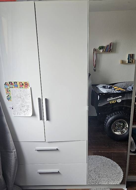 Schränke: Kleiderschrank gratis – Gebraucht aus Amriswil von dga_b9vw