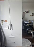 Kleiderschrank gratis