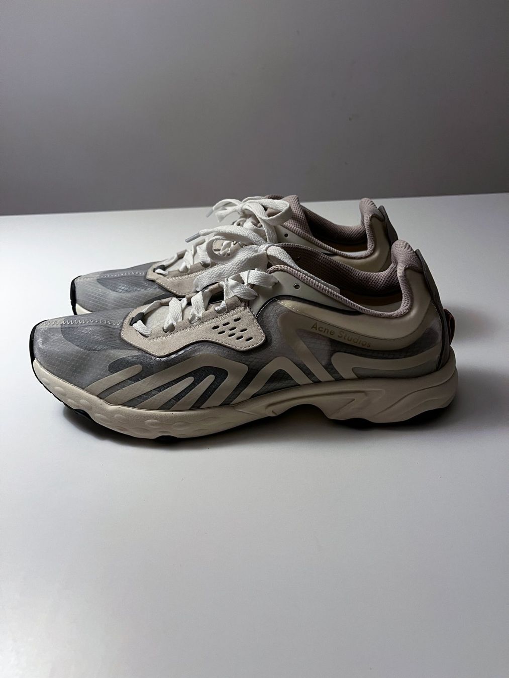Acne Studios Scarpe da uomo: Acne Studios BUZZ TRAIL NEW Gr 44 grey white sneaker – Nuovo (secondo la descrizione) da Zürich venduto da Felix_by2f