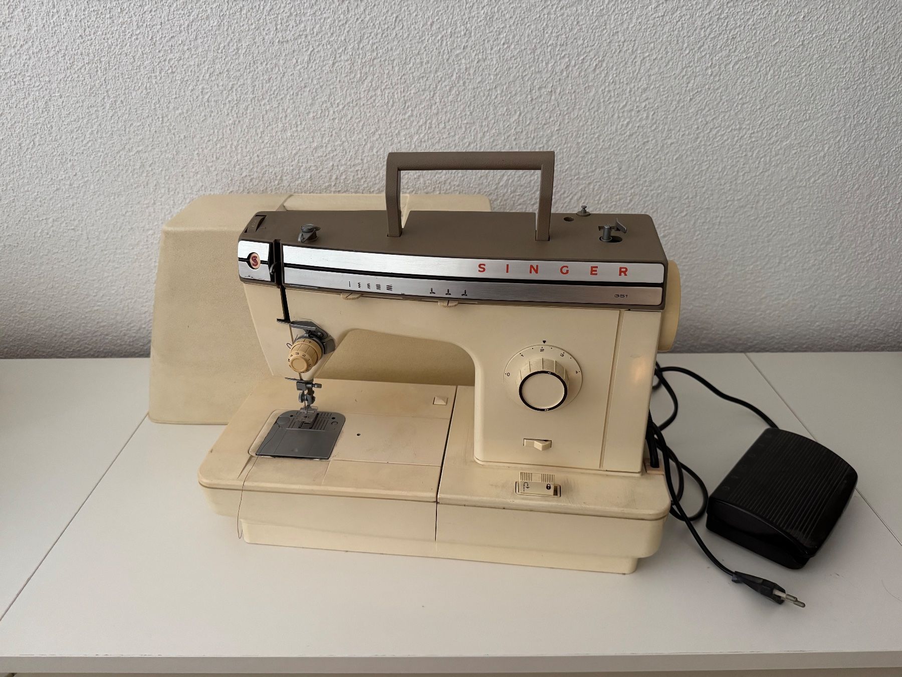 Singer Macchine da cucire: Singer Nähmaschine – Usato da Zürich venduto da Zuerich9