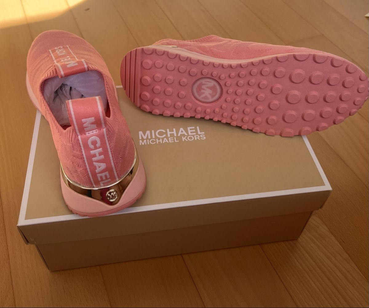 Michael Kors Scarpe da donna: Michael Kors pink sneakers - new – Nuovo (secondo la descrizione) da Seengen venduto da kri_27st 1