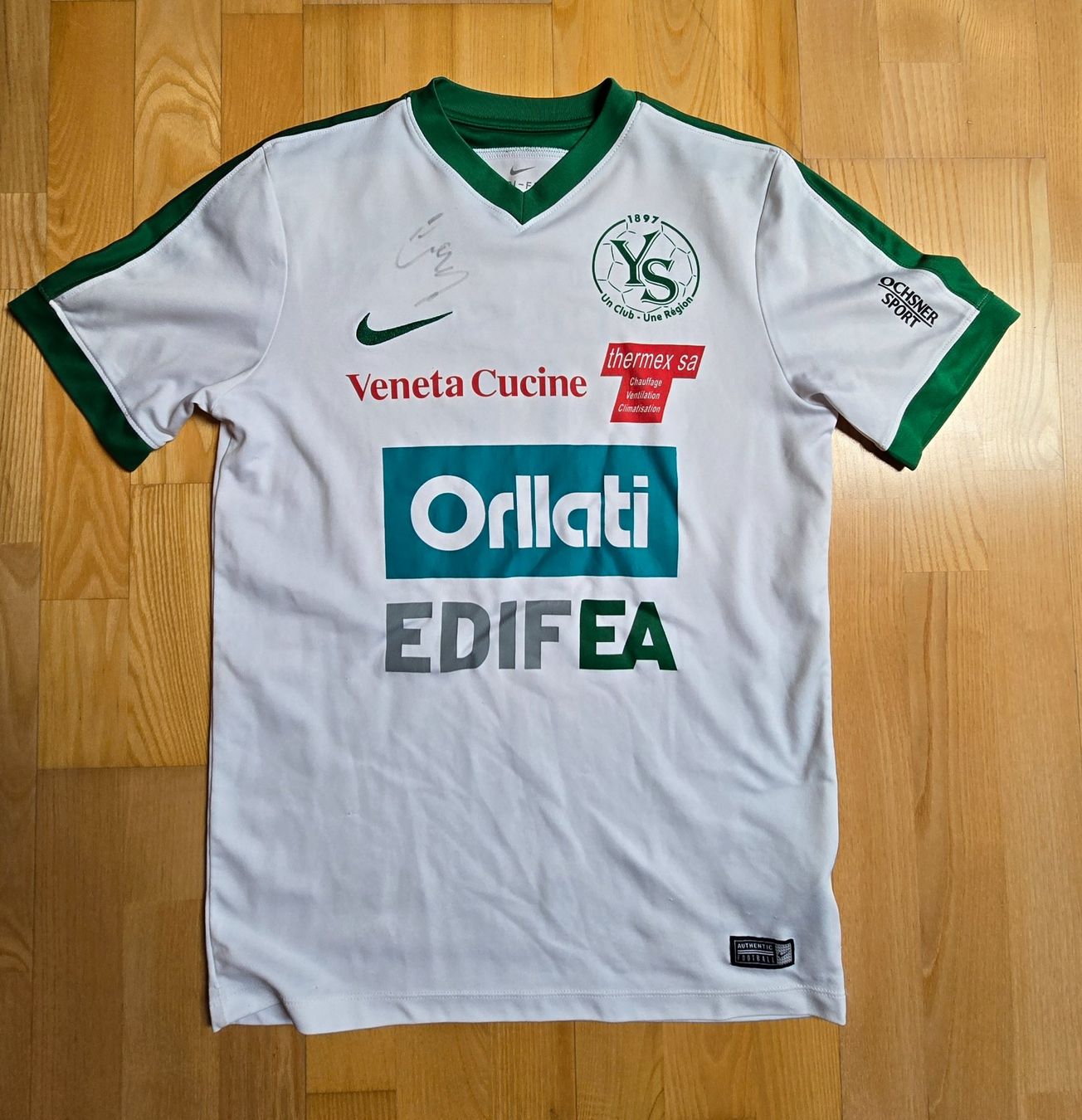 Nike Canottiere & Pantaloni: Yverdon | Cisse | 2017/18 | signiert – Usato da Zollbrück venduto da MiKron 1