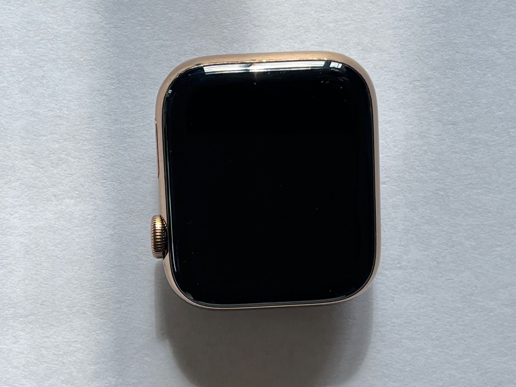 Apple Smartwatch: Apple Watch 4 Gold – Usato da Thun venduto da chrigu013 5