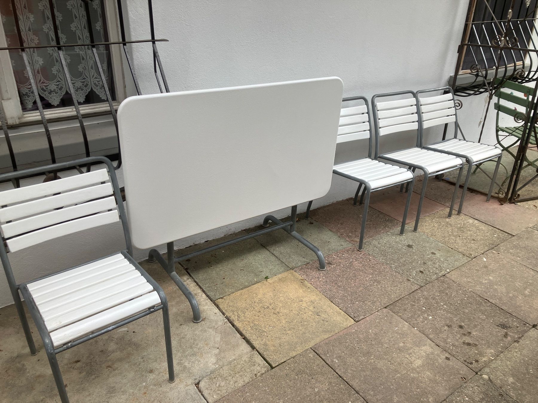 Bigla Set di tavolo e panche: Sissach Bigla Sitzgarnitur Original +++Letzte Aktion+++ – Usato da Erlenbach im Simmental! venduto da Simmentaler-Perlen