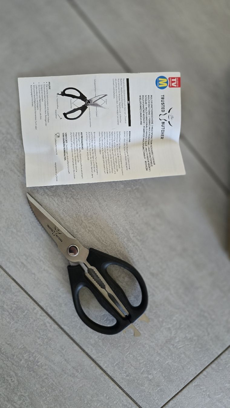 Elettrodomestici da cucina: Trusted Butcher Multifunktionsschere – 15 CHF VB – Nuovo (secondo la descrizione) da Untersiggenthal venduto da JayRoguehand 2