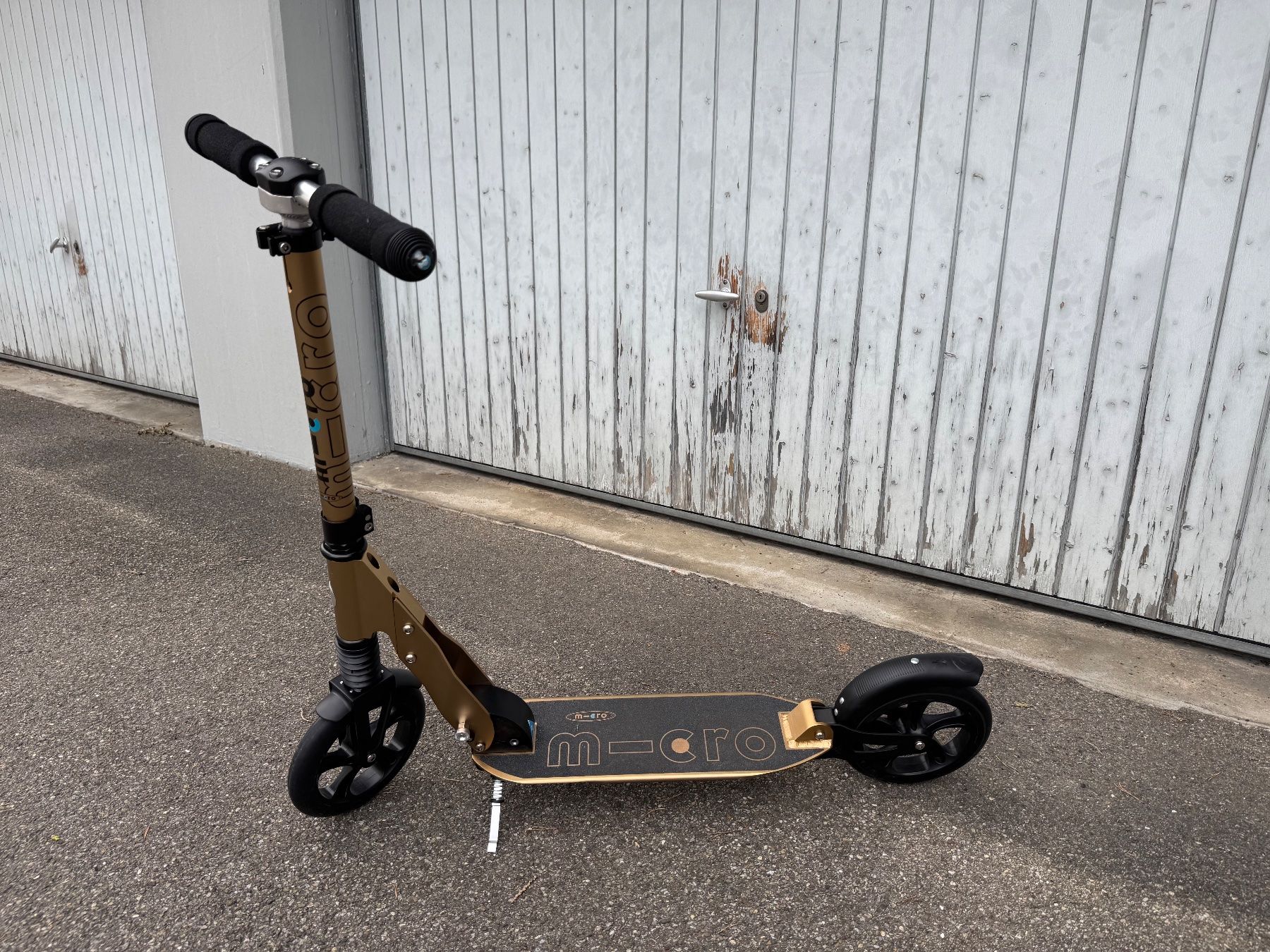 Micro Kickboard: Micro Suspension Scooter – Nuovo (secondo la descrizione) da Nürensdorf venduto da Melancholy79 2