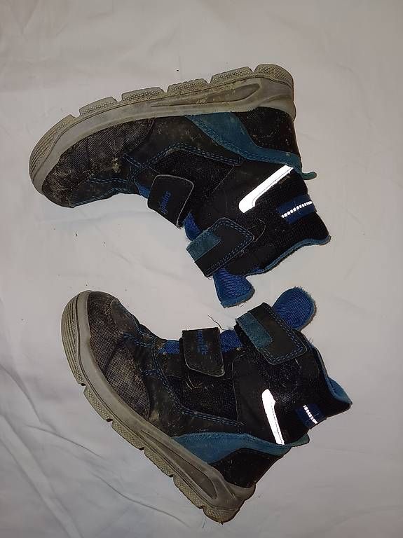 Schuhe für Jungen: Gr. 31 Winterschuhe Superfit Gore Tex – Gebraucht aus Hallwil von Ursina83 2