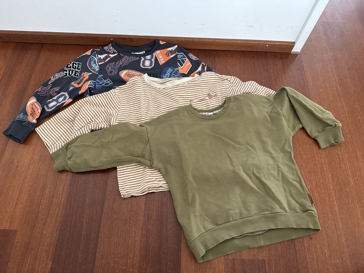 Kleiderpakete & -sets: 3er Set Jungs Kleider Gr. 110 – Gebraucht aus Hagendorn von benjamin.peter