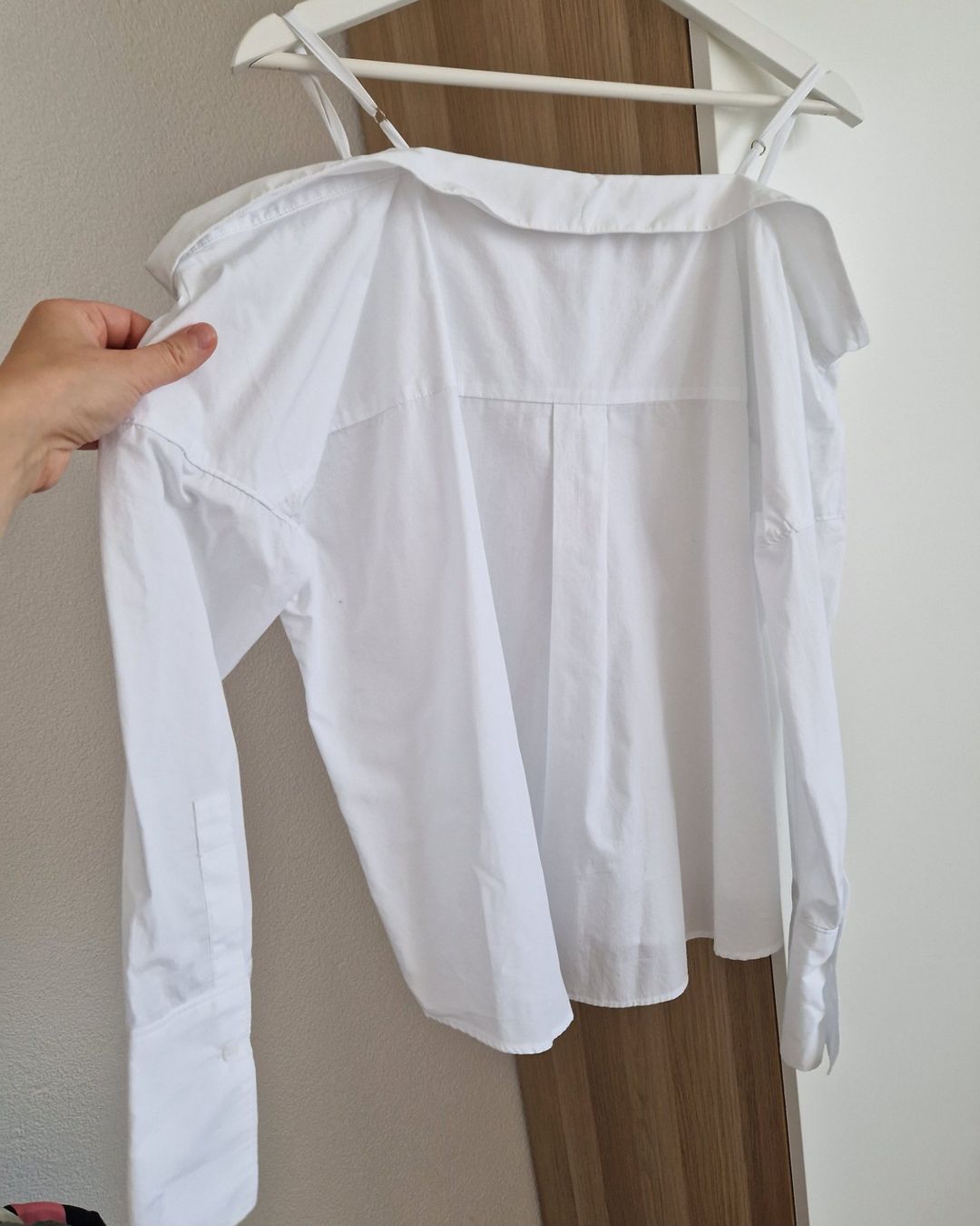 Mango Camicette: Mango Schulterfreie weisse Bluse Gr.M – Nuovo (secondo la descrizione) da Erlinsbach SO venduto da ULIKH 8