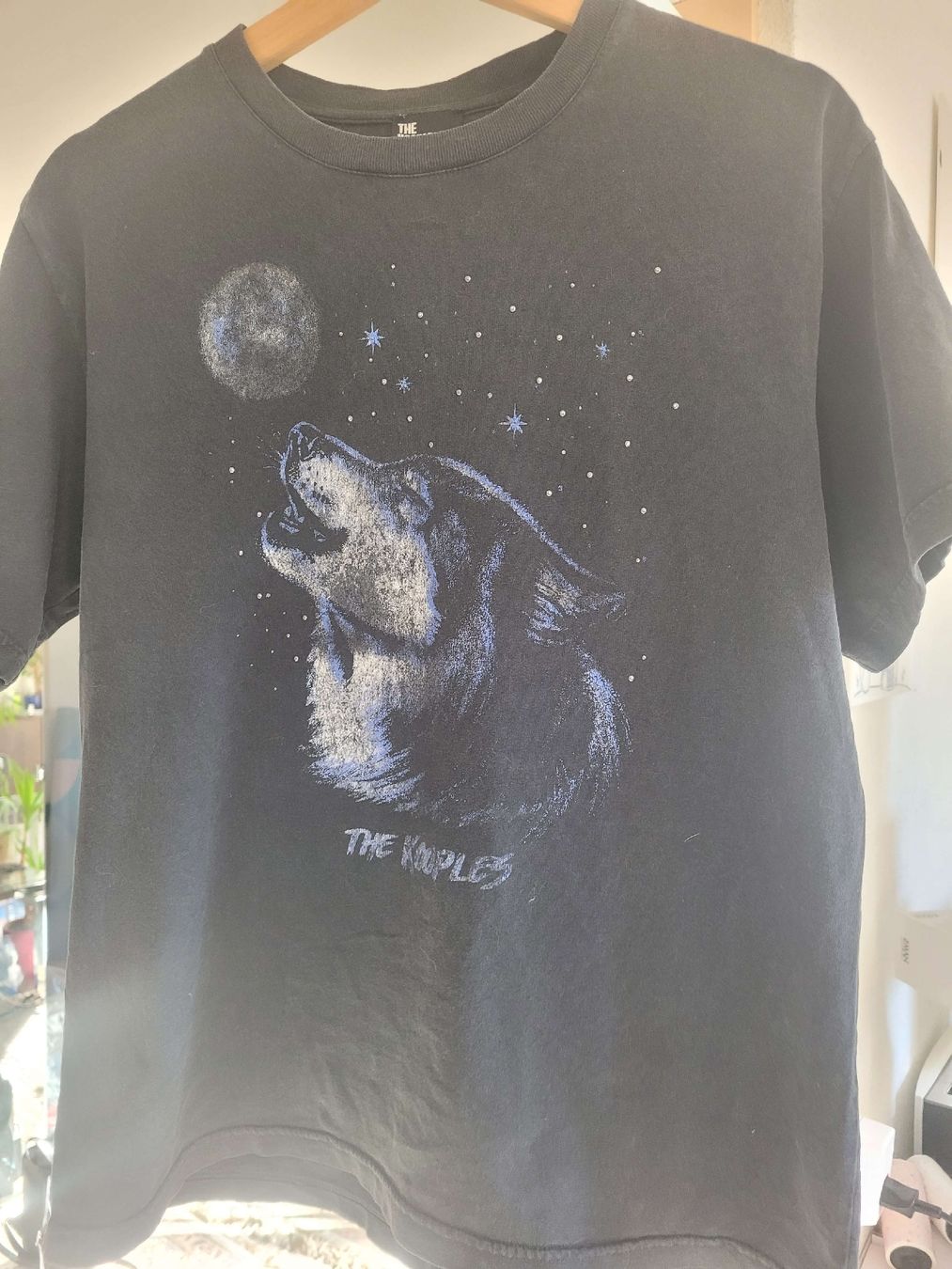 Kooples T-shirt: T-shirt noir The Kooples – Nuovo (secondo la descrizione) da Yverdon-les-bains venduto da sma_c6wn 2