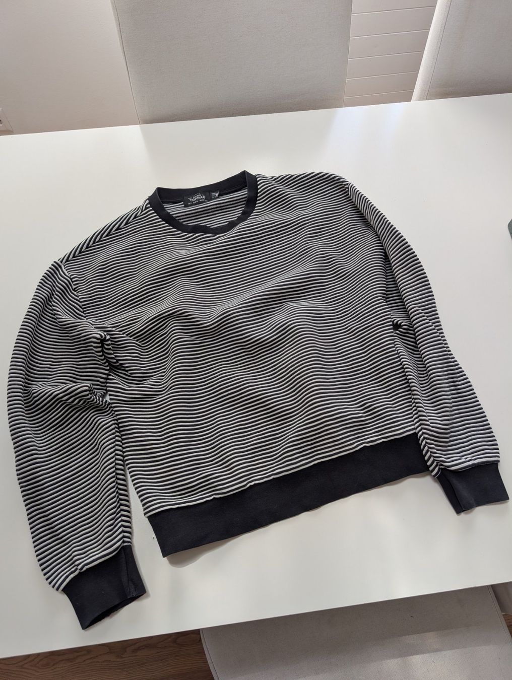 Maglioni & Felpe: Schwarz-Weiss Topman Pullover S – Usato da Zürich venduto da lin_99vx 1