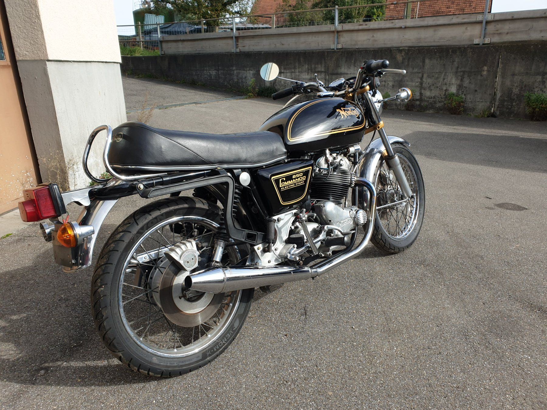 Norton Strada: Norton Commando 850 MKIII – Usato da Gasel venduto da Badmax 2