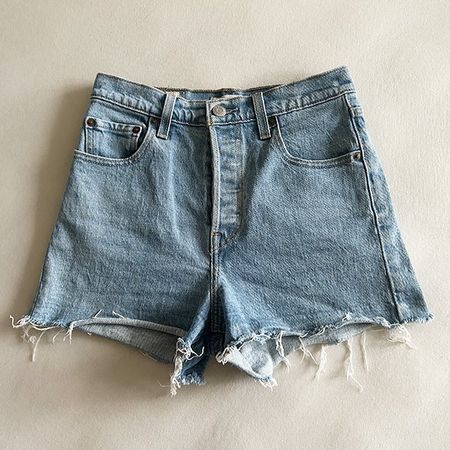 LEVI’S | High Waist Jeans Shorts W26 | Ribcage Jeansshorts