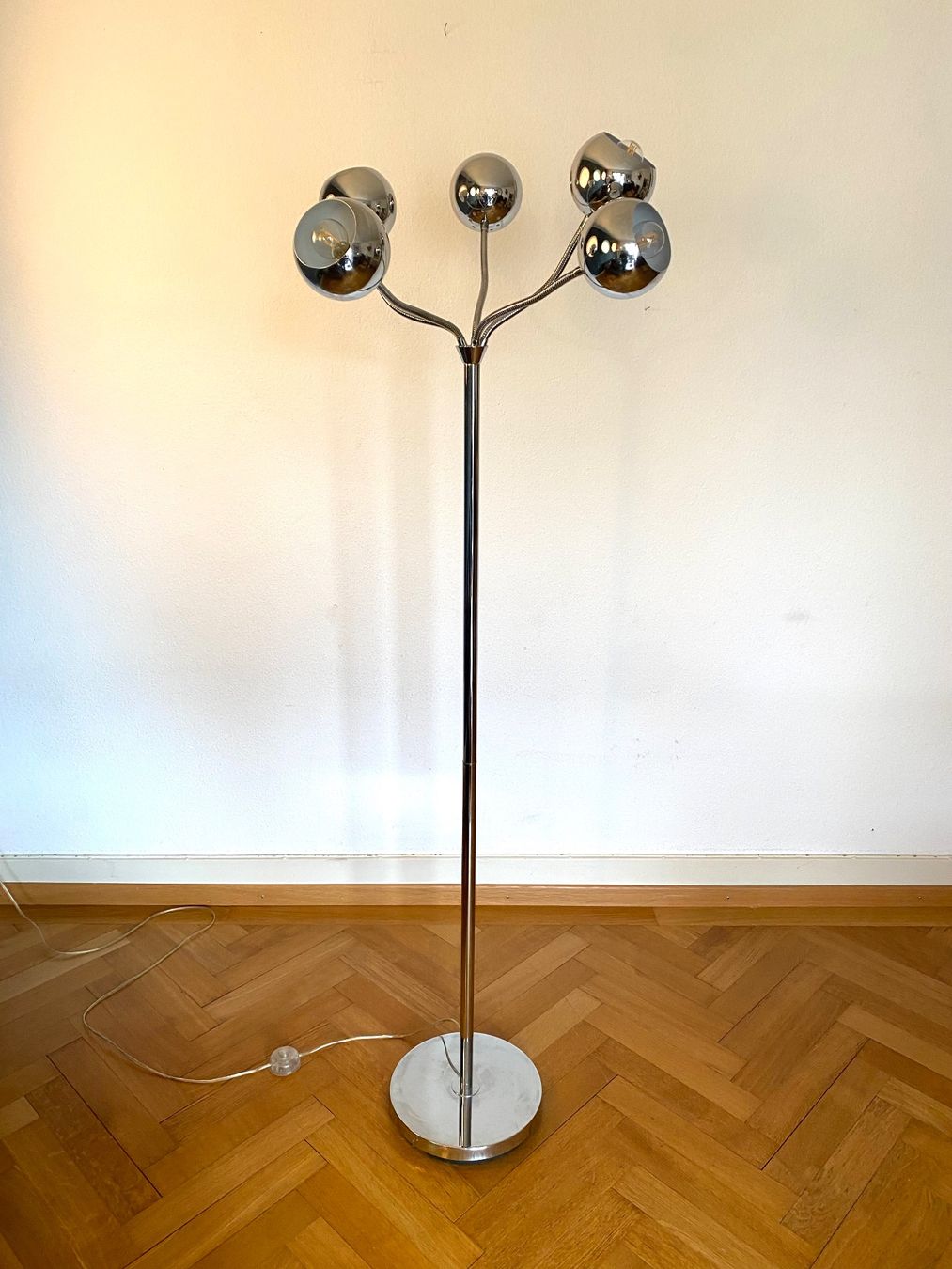 Lampade: Design Space Age Stehlampe – Usato da Olten venduto da sportwelt