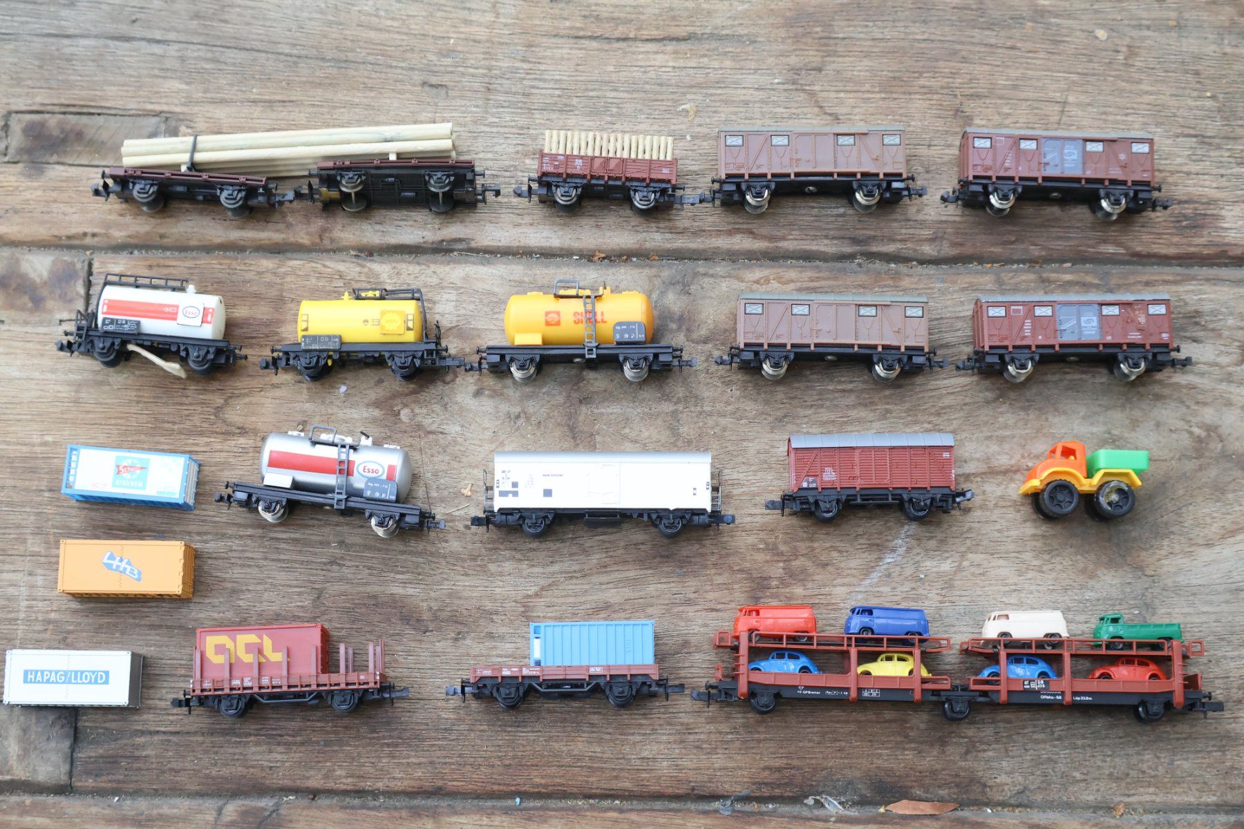 Trix Modellini di ferrovie: Minitrix & Co 15 x Wagen Set + Container - Spur N – Usato da Winterthur venduto da Monstera 5