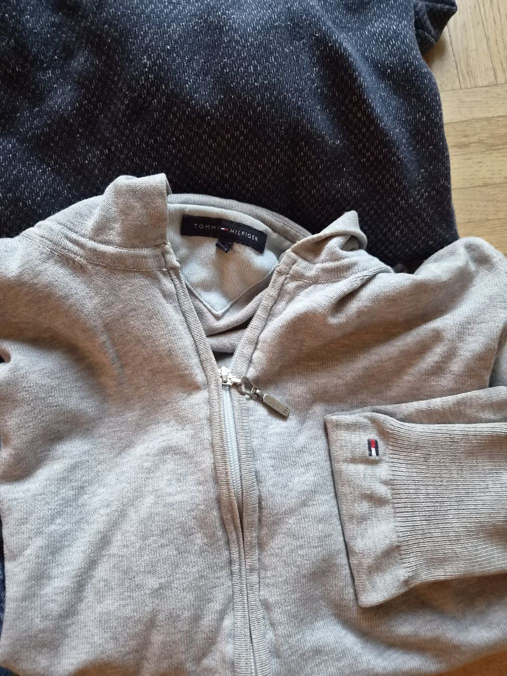 Lotti & Set di vestiti: kleiderpaket – Usato da Zürich venduto da mihajlo12 1