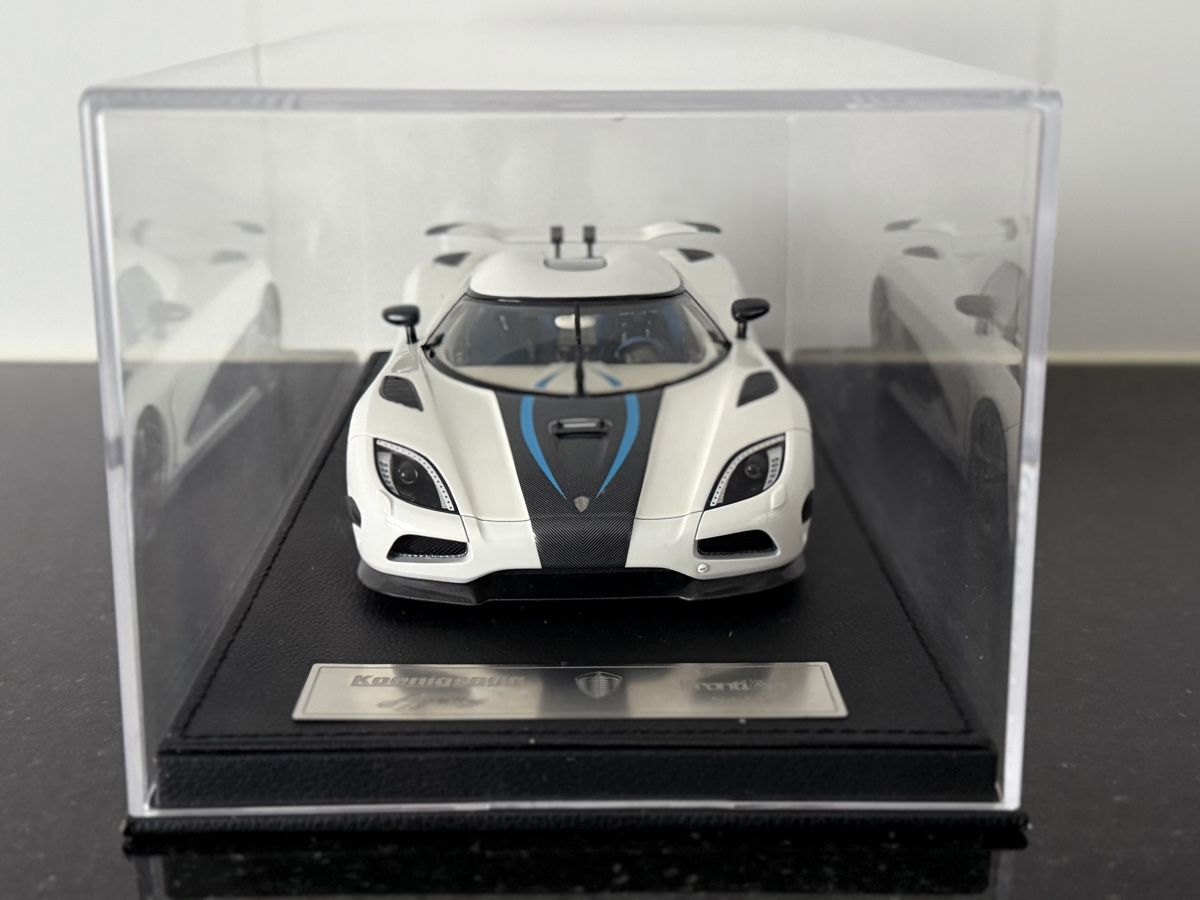 Modellautos: 1:18 Koenigsegg Agera S - Frontiart – Neu (gemäss Beschreibung) aus Langenthal von SBKK98 1
