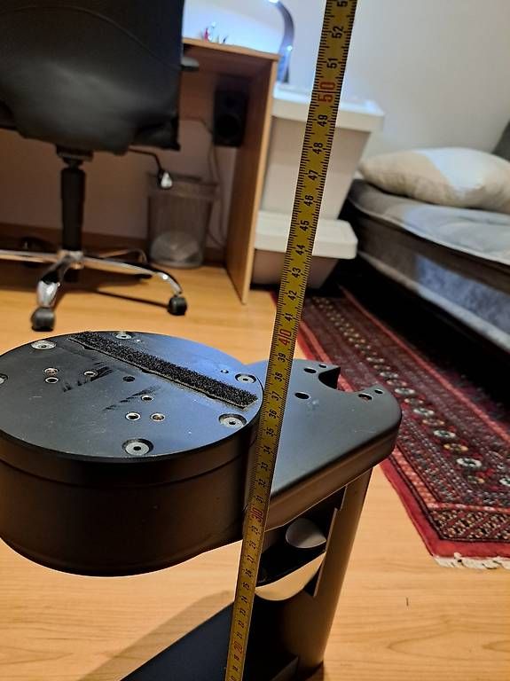 Lampade: Gut erhaltener B & O TV Ständer , umgerüstet auf Panasonic – Usato da Wattwil venduto da Coronet1 2