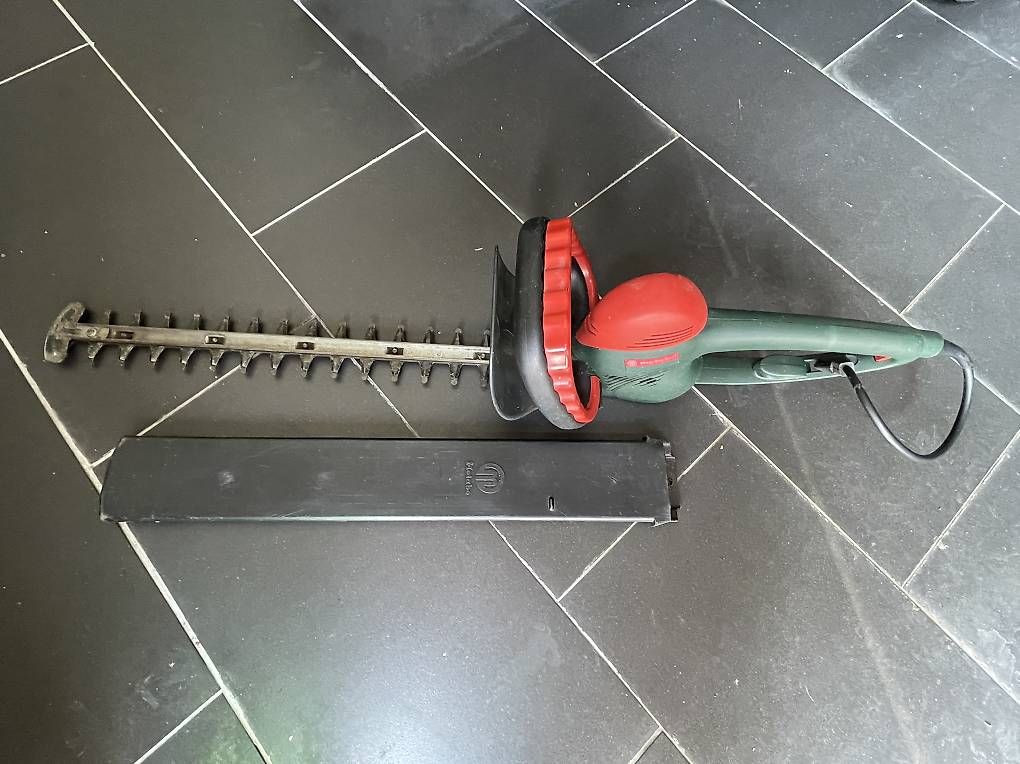 Tutti gli attrezzi: Metabo Heckenschere elektrisch - TOP Zustand – Usato da Sirnach venduto da diplomatic288