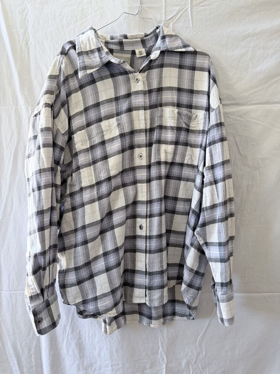 Levi's Camicie: Levi’s – Nuovo (secondo la descrizione) da Urnäsch venduto da _._naomi_._