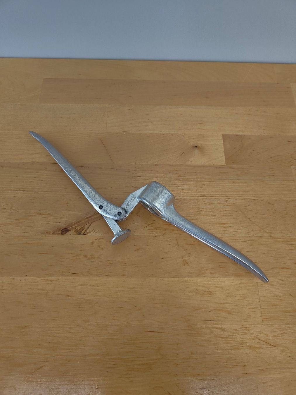 Appareils de cuisine: Knoblauchpresse retro Swissmade – D'occasion à Emmenbrücke par BlSi 1
