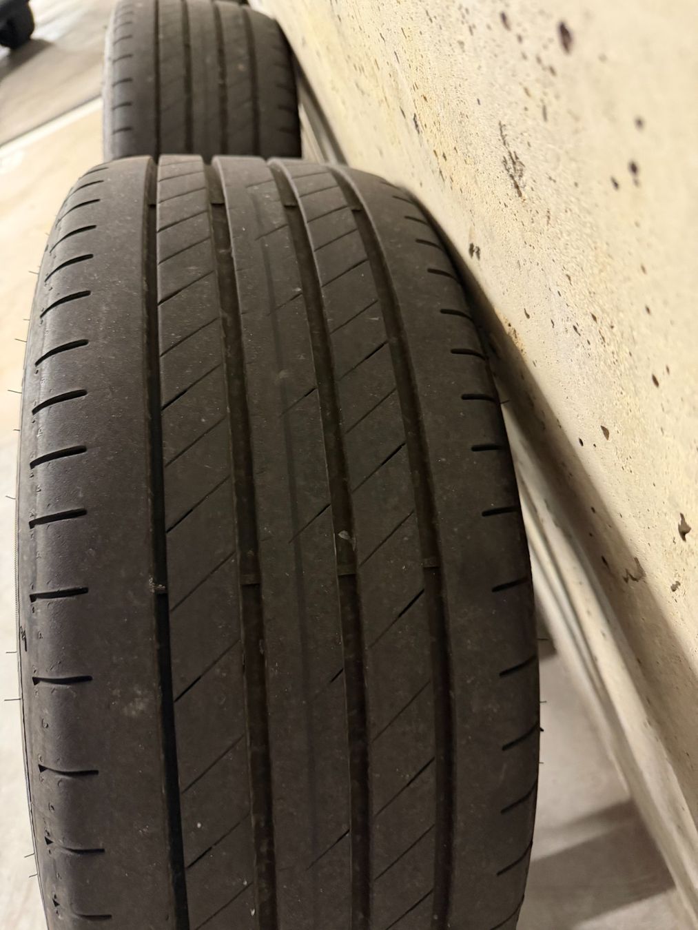 Skoda Pneumatici & Ruote complete: Original Skoda Superb 18"-Alukompletträder – Usato da Kyburg venduto da Mi_Ne 2