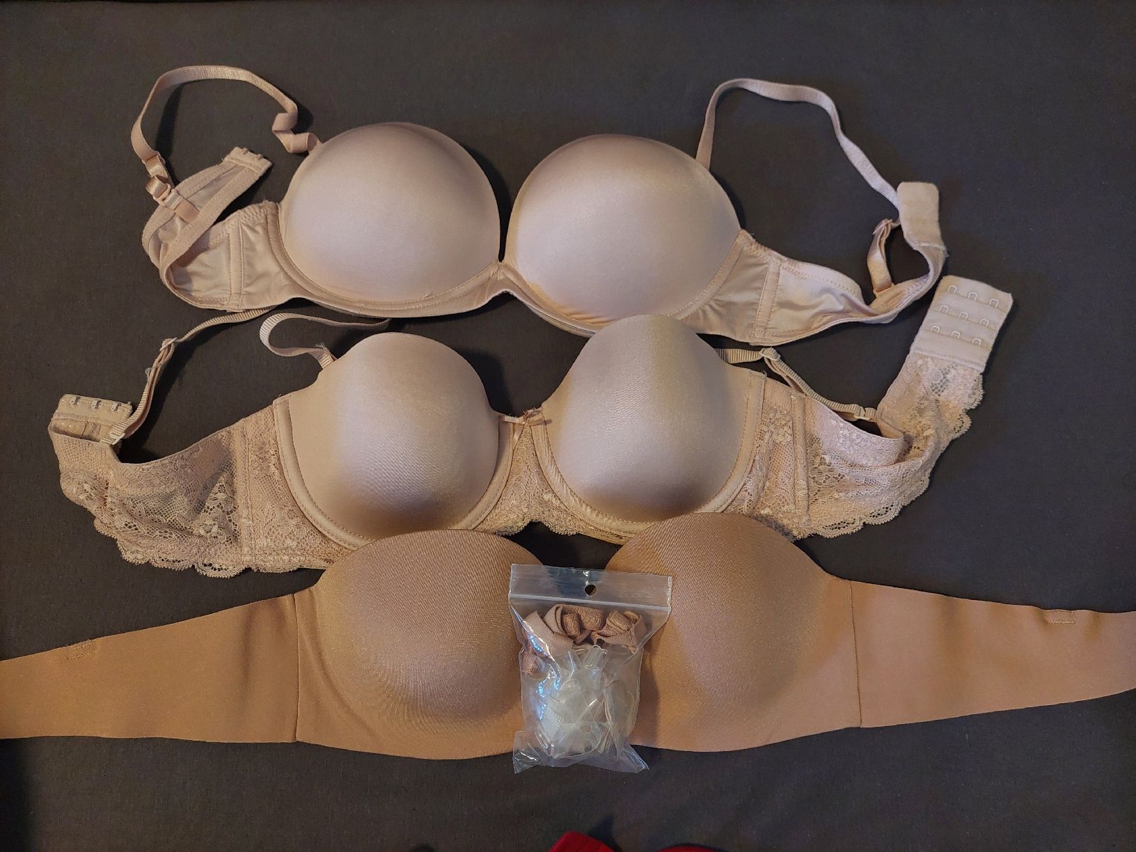 Altra biancheria intima: 16 BHs 75B – Usato da Gränichen venduto da JaelRoost 2