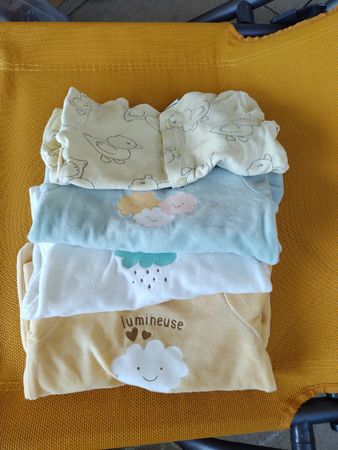 4 pijamas bébé fille taille 3 mois (lot n. 5)