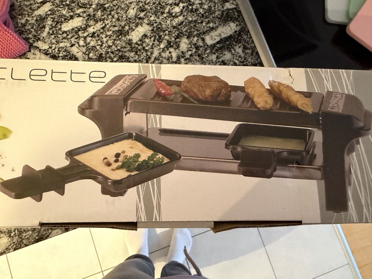 Appareils de cuisine: Raclette – Neuf avec emballage d'origine à Pfäffikon ZH par JanineZ98 2